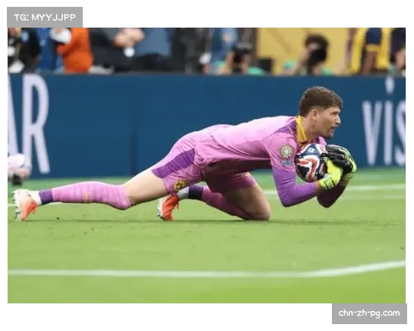 科贝尔谈多特门将表现:扑救细节决定比赛走向